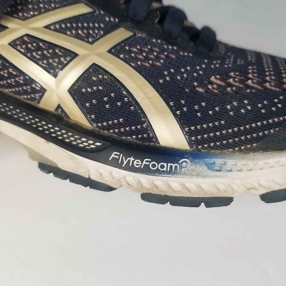 Asics flytefoam gel athletic shoes Women's size 6.5